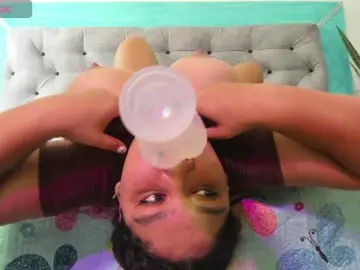 Bongacams Sex Cam of ROXIEE