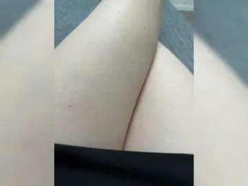 Bongacams Watch Live Sex Cams of Madison01