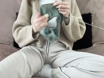 Bongacams Free Porn Cam of BestyBoobs