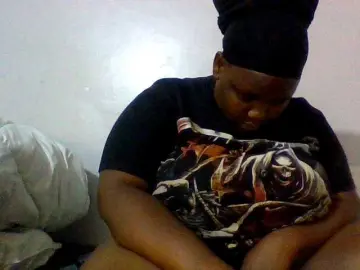 Bongacams Live Sex of Bursty-Monique