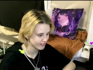 Bongacams Watch Live Sex Cams of DeloiseChuta