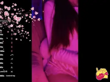 Bongacams Live Sex Cam of Karo1ina1
