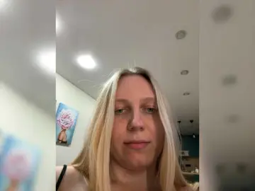 Bongacams Private Sex Chat of HotWillow