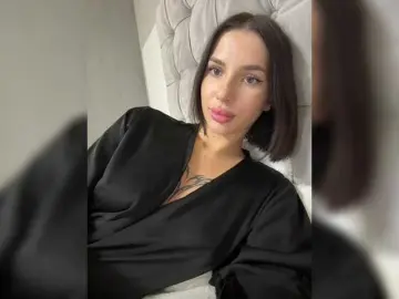 Bongacams Sex Cam of BabyDarii