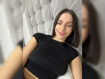 Bongacams Nude Webcam of BabyDarii