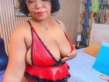 Bongacams Nude Webcam of Italy-boobs