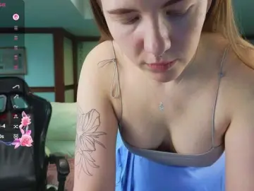 Bongacams Sex Cam of KiraRustle