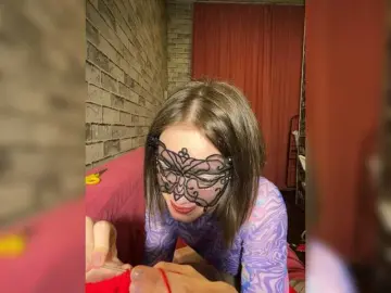 Bongacams Private Sex Chat of 18YoungPussy18