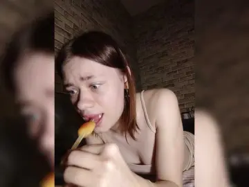 Bongacams Best live sex cam show of 18YoungPussy18