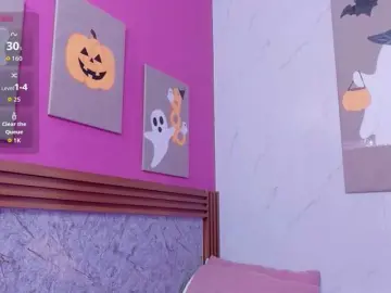 Bongacams Sex Chat of littleeemiily