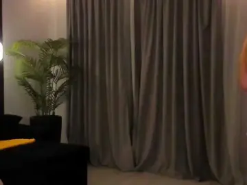Bongacams Free Porn Cam of Julia-Robertson