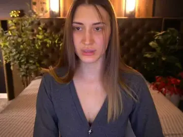 Bongacams Nude Webcam of MiaCarterss