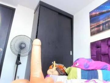 Bongacams Live Porn of AssParadisse