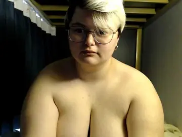 Bongacams Nude Webcam of Cute-Ry