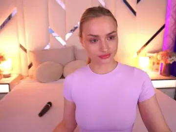 Bongacams Best live sex cam show of FloraGreys