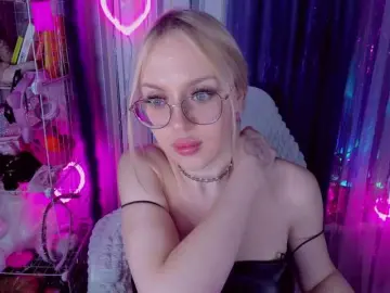 Bongacams Best live sex cam show of ElinaOcean