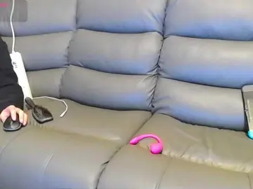 Bongacams Sex Chat of Almondmilka