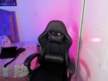 Bongacams Free Porn Cam of Laurahoot20