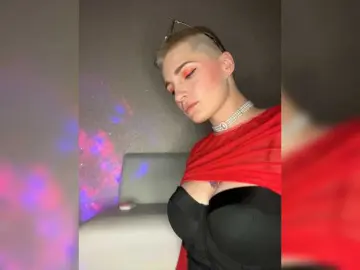 Bongacams Free Porn Cam of AbsintheGirl