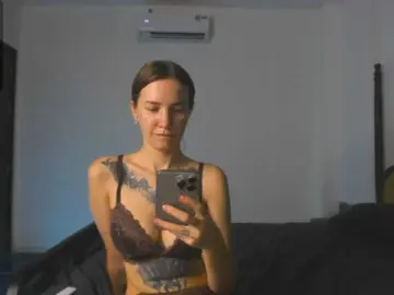 Bongacams Sex Chat of mel-collins