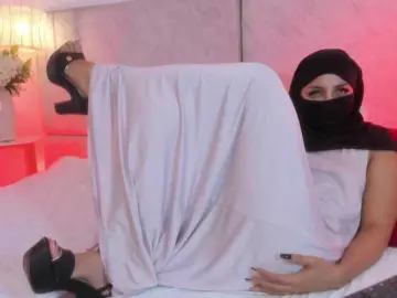 Bongacams Nude Webcam of Naomii-