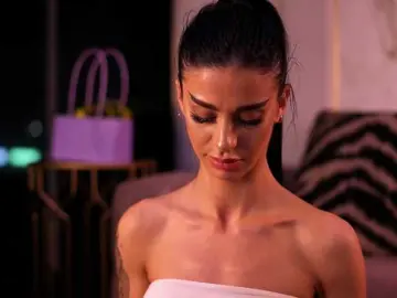 Bongacams Private Sex Chat of ArinaRhodes