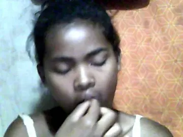 Bongacams Live Sex Cam of Allycha1