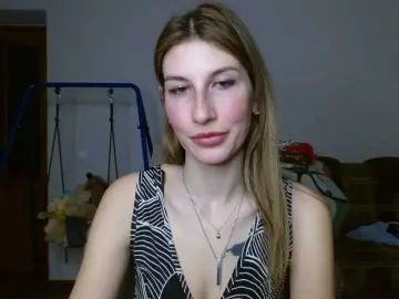 Bongacams Live Sex Cam of LunaVibe-V