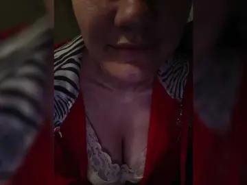 Bongacams Nude Webcam of Flowerlily