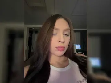 Bongacams Watch Live Sex Cams of PARTYNEXTNEXT