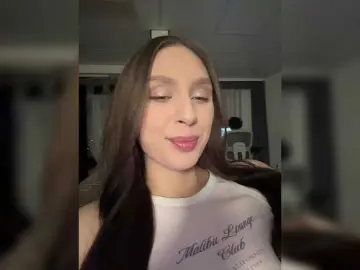 Bongacams Nude Webcam of PARTYNEXTNEXT