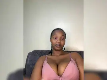 Bongacams Adult Video Chat of Curvy-maxy9