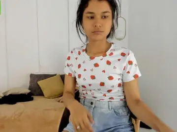 Bongacams Nude Webcam of sexychanell-1