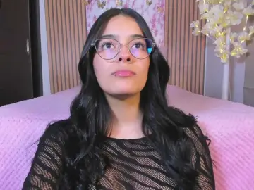 Bongacams Nude Webcam of IsaaQueen