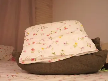 Bongacams Nude Webcam of YesImAnna