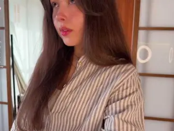 Bongacams Live Sex Cam of PlumyBun