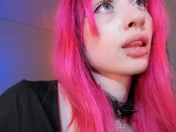 Bongacams Free Porn Cam of mnepohuyy