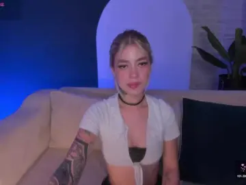 Bongacams Free Live Porn of ViolettHansson