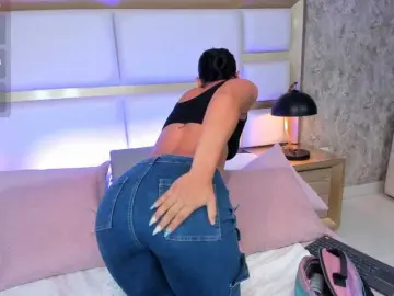 Bongacams Best live sex cam show of NicoleHills