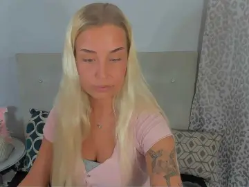 Bongacams Watch Live Sex Cams of KristyAngel