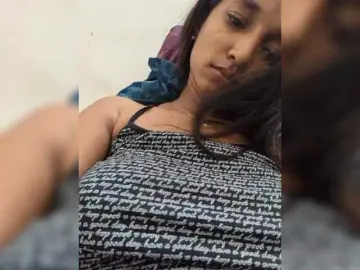 Bongacams Watch Live Sex Cams of Jevna266