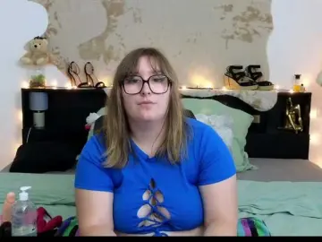 Bongacams Private Sex Chat of ElvinnaLaFrancaise