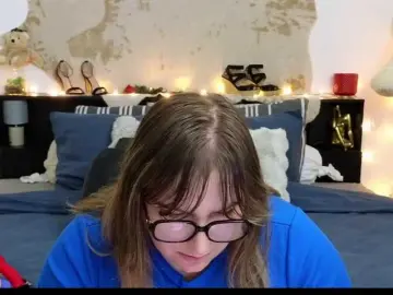 Bongacams Sex Cam of ElvinnaLaFrancaise