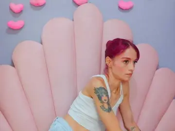 Bongacams Live Sex Cam of LUCYMILLER