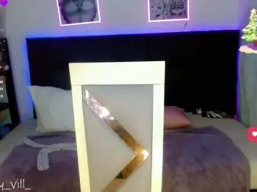 Bongacams Watch Live Sex Cams of Emily-vill