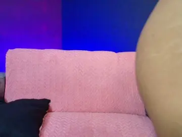 Bongacams Free Live Porn of Brunette-Candy