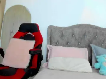 Bongacams Watch Live Sex Cams of MiaAdams