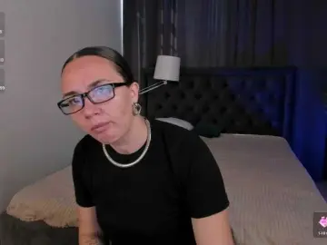 Bongacams Watch Live Sex Cams of Melody-Sol