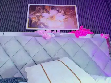 Bongacams Live Sex Cam of Sara-Channel