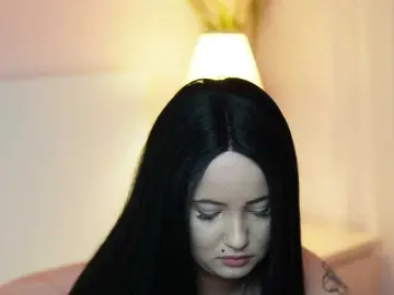 Bongacams Best live sex cam show of AdelineMoon